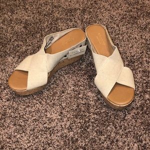 Women wedges -Size 8